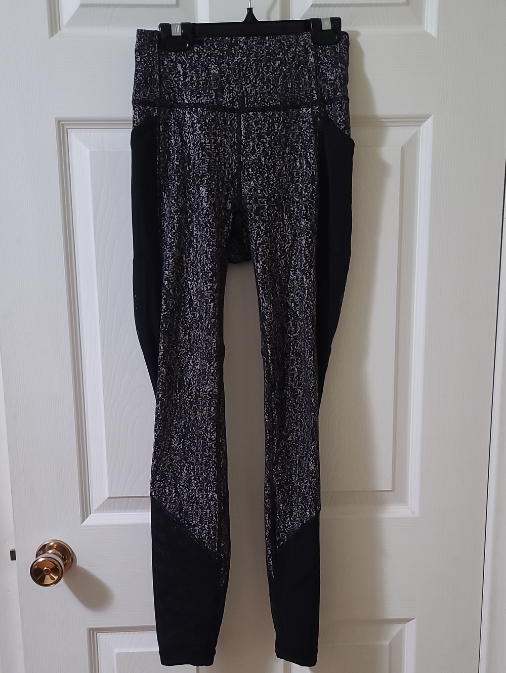 Lululemon Fit Physique Tights Luon Jacquard Black White Mesh Pockets